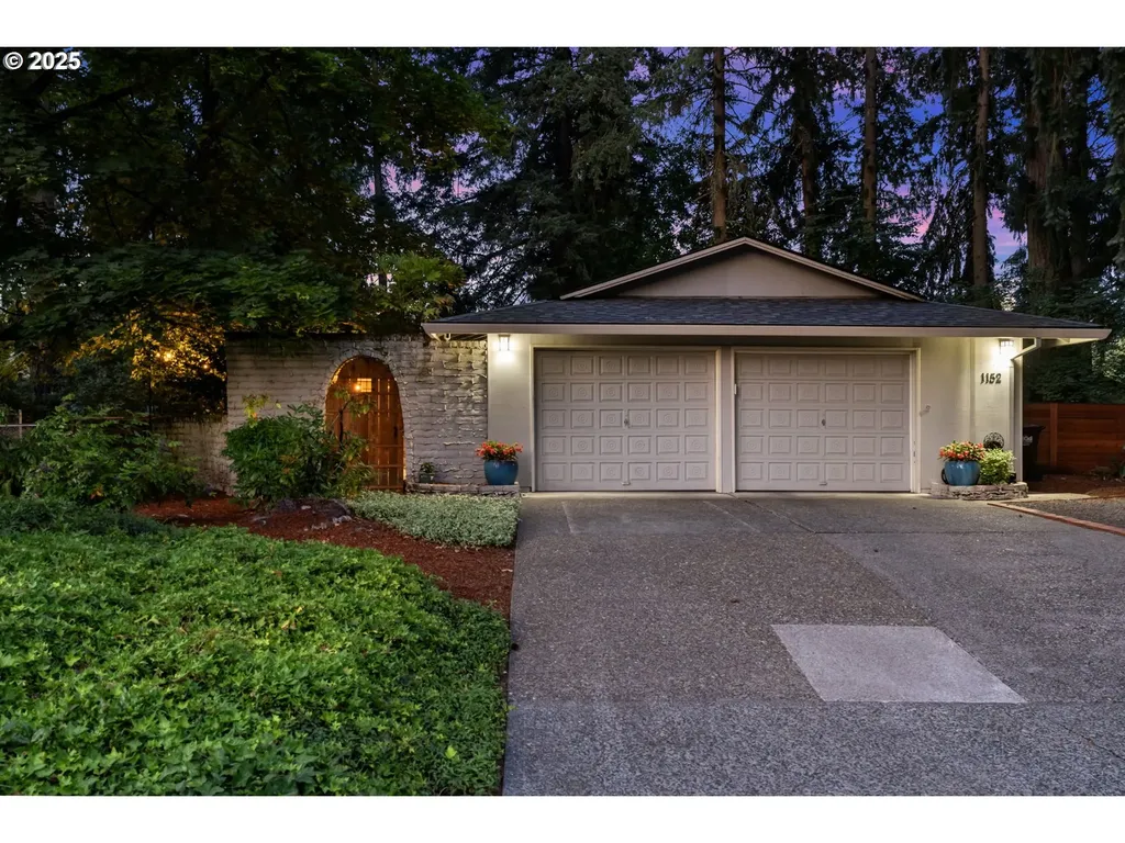 1152 SE 35th Avenue Hillsboro OR 97123