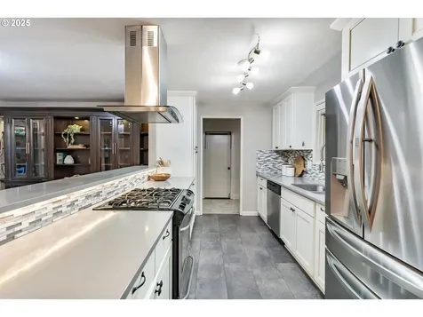 1152 SE 35th Avenue Hillsboro OR 97123