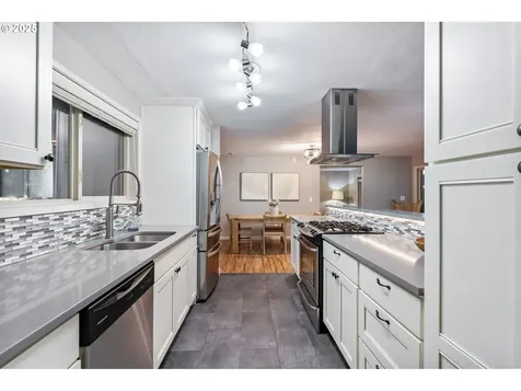 1152 SE 35th Avenue Hillsboro OR 97123