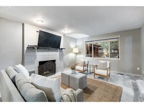 1152 SE 35th Avenue Hillsboro OR 97123