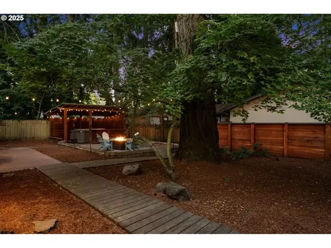 1152 SE 35th Avenue Hillsboro OR 97123