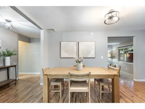 1152 SE 35th Avenue Hillsboro OR 97123