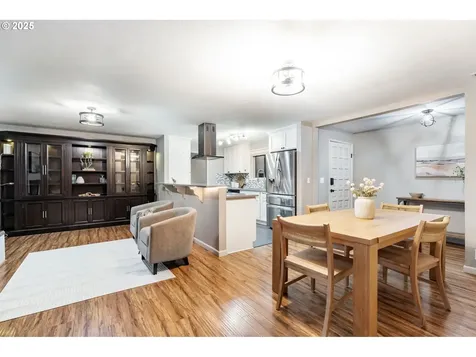 1152 SE 35th Avenue Hillsboro OR 97123
