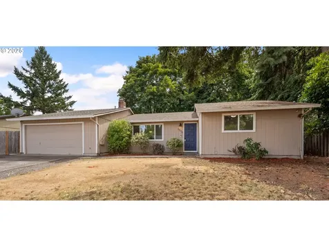 2570 NE Grant Street Hillsboro OR 97124