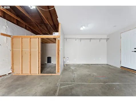 2570 NE Grant Street Hillsboro OR 97124