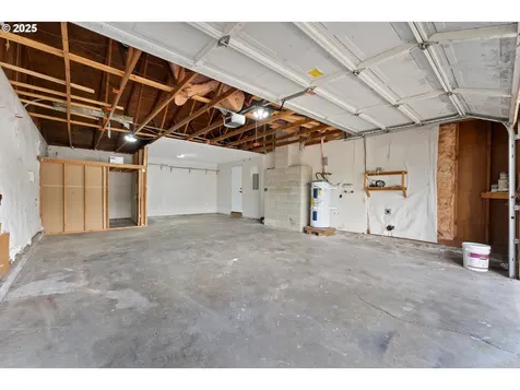 2570 NE Grant Street Hillsboro OR 97124
