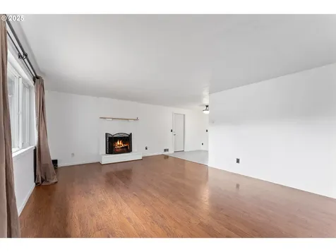 2570 NE Grant Street Hillsboro OR 97124