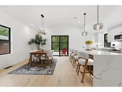 10000 SW 25th Avenue Portland OR 97219