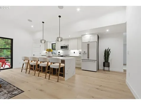 10000 SW 25th Avenue Portland OR 97219