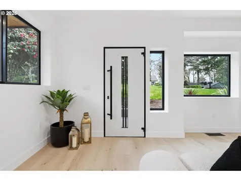 10000 SW 25th Avenue Portland OR 97219