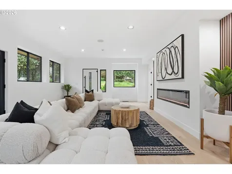 10000 SW 25th Avenue Portland OR 97219