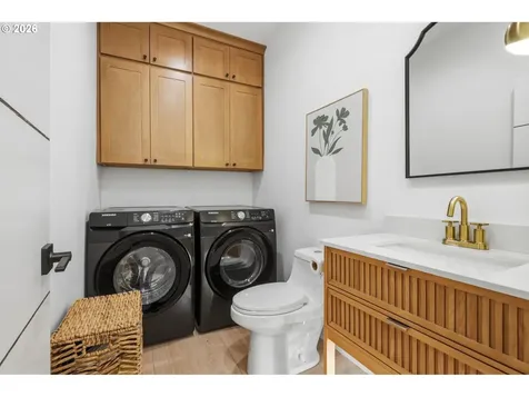 10000 SW 25th Avenue Portland OR 97219