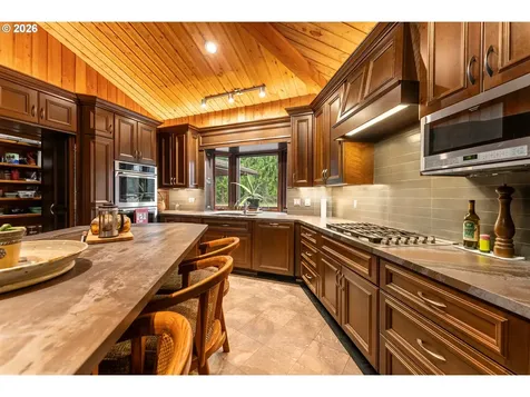 51720 NW Hayward Road Manning OR 97125