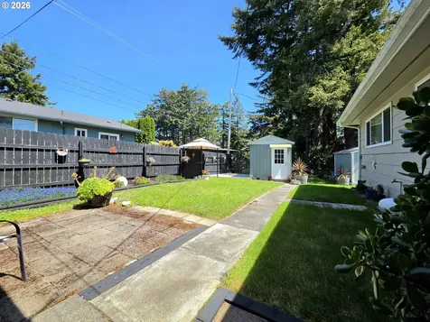 346 Del Norte Lane Brookings OR 97415