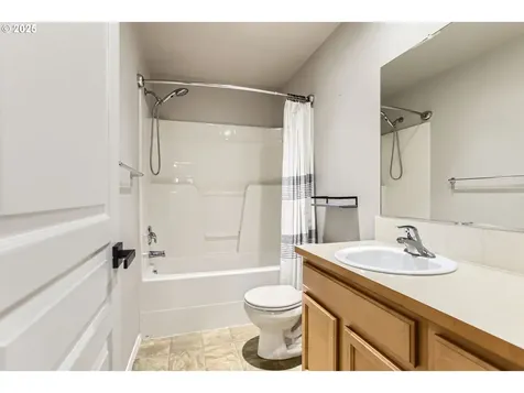 6134 NE 14th Court Vancouver WA 98665