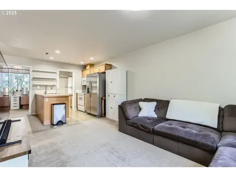 6134 NE 14th Court Vancouver WA 98665