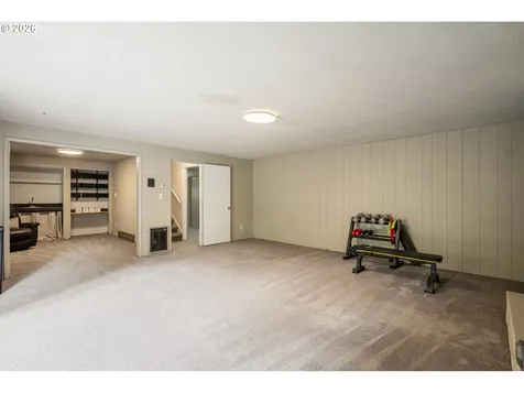 303 E Cedar Lane Longview WA 98632