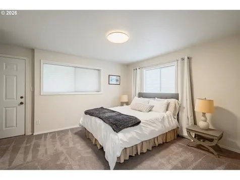 303 E Cedar Lane Longview WA 98632