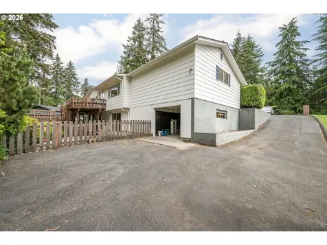 303 E Cedar Lane Longview WA 98632
