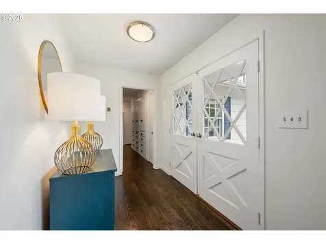303 E Cedar Lane Longview WA 98632