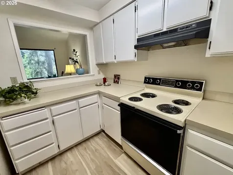 213 Trailside Loop Eugene OR 97405