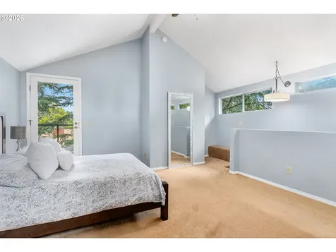 506 17th Street Hood River OR 97031