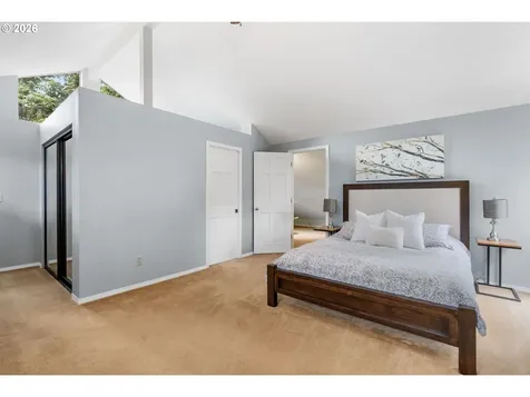 506 17th Street Hood River OR 97031