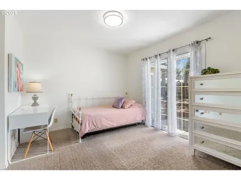 506 17th Street Hood River OR 97031