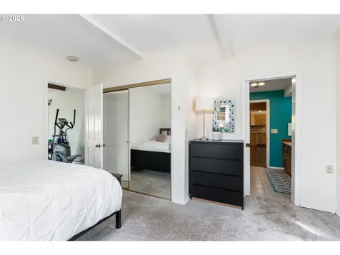 506 17th Street Hood River OR 97031