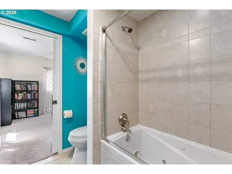 506 17th Street Hood River OR 97031
