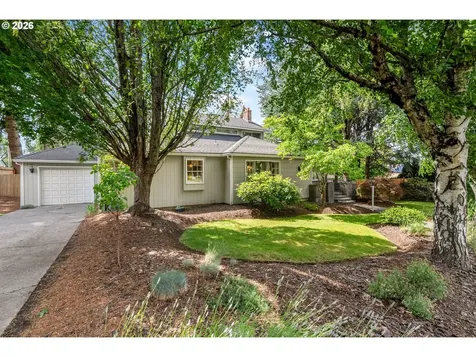 506 17th Street Hood River OR 97031