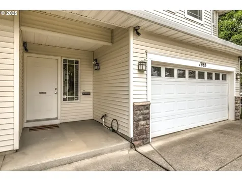 1985 27th Avenue Forest Grove OR 97116