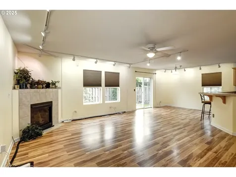 1985 27th Avenue Forest Grove OR 97116