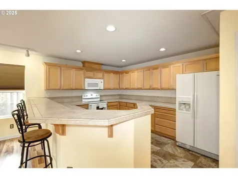 1985 27th Avenue Forest Grove OR 97116