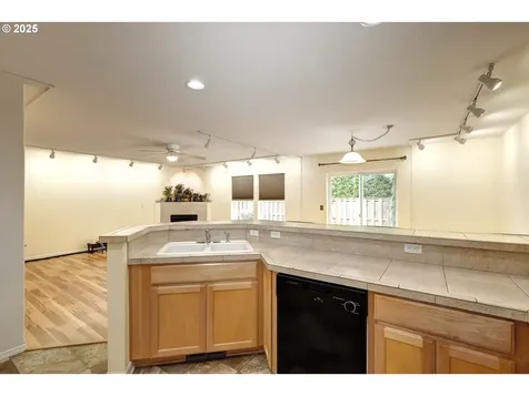 1985 27th Avenue Forest Grove OR 97116