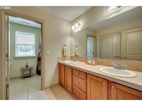 1551 S 14th Circle Ridgefield WA 98642