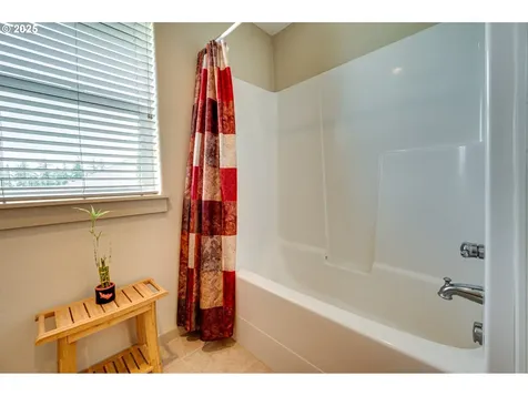 1551 S 14th Circle Ridgefield WA 98642