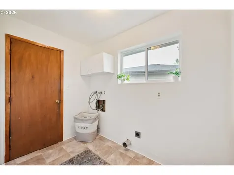 8 Terry Court Longview WA 98632
