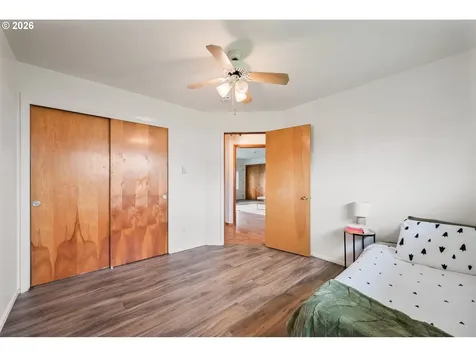 8 Terry Court Longview WA 98632