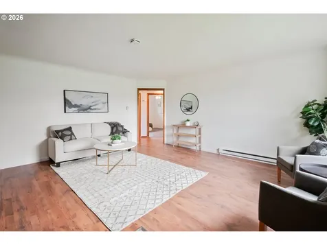 8 Terry Court Longview WA 98632