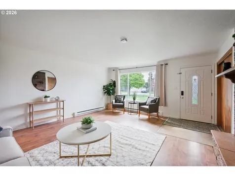 8 Terry Court Longview WA 98632
