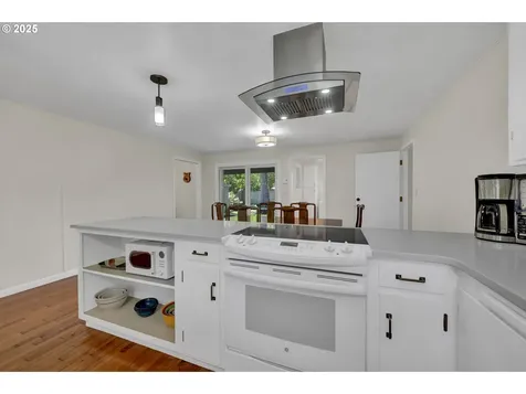 1420 Maclay Drive Eugene OR 97404