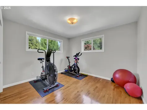 1420 Maclay Drive Eugene OR 97404