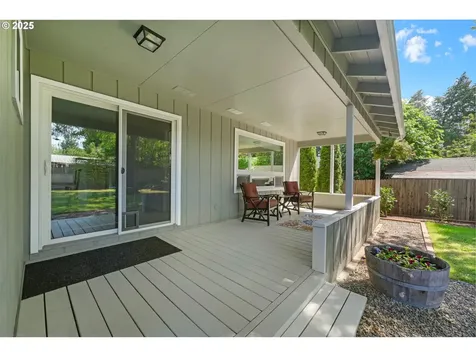 1420 Maclay Drive Eugene OR 97404