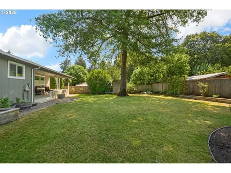 1420 Maclay Drive Eugene OR 97404