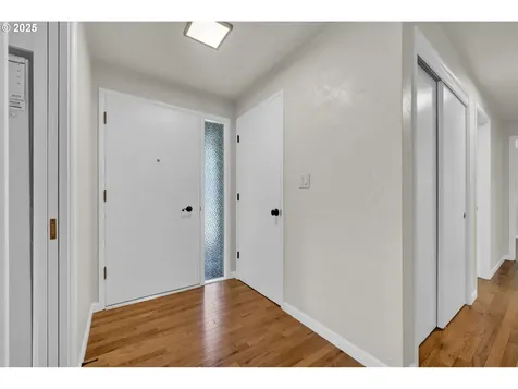 1420 Maclay Drive Eugene OR 97404