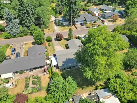 1420 Maclay Drive Eugene OR 97404