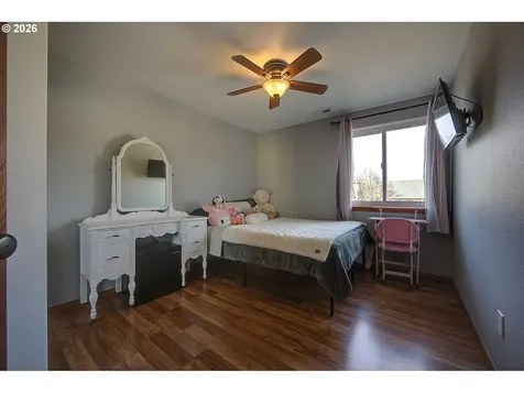 620 SE 11th Circle Troutdale OR 97060