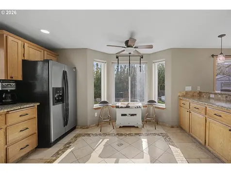620 SE 11th Circle Troutdale OR 97060
