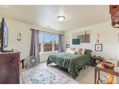 812 NW 3rd Avenue Canby OR 97013